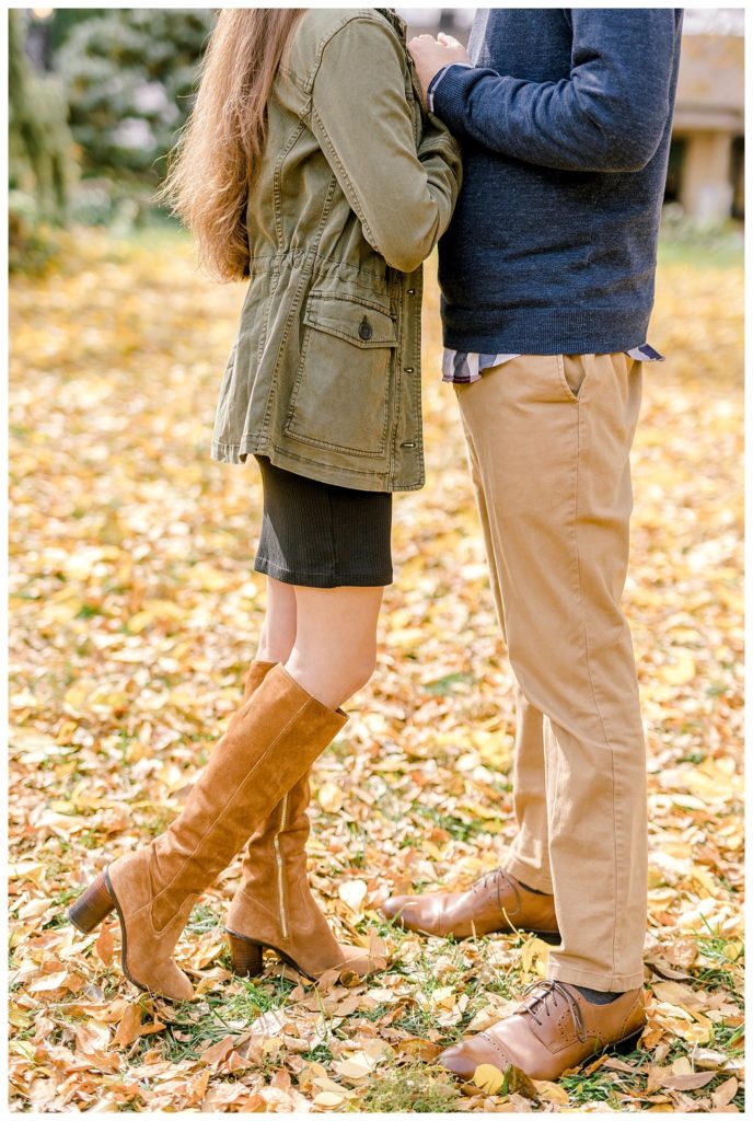 fall Peddlers Village Engagement Session
